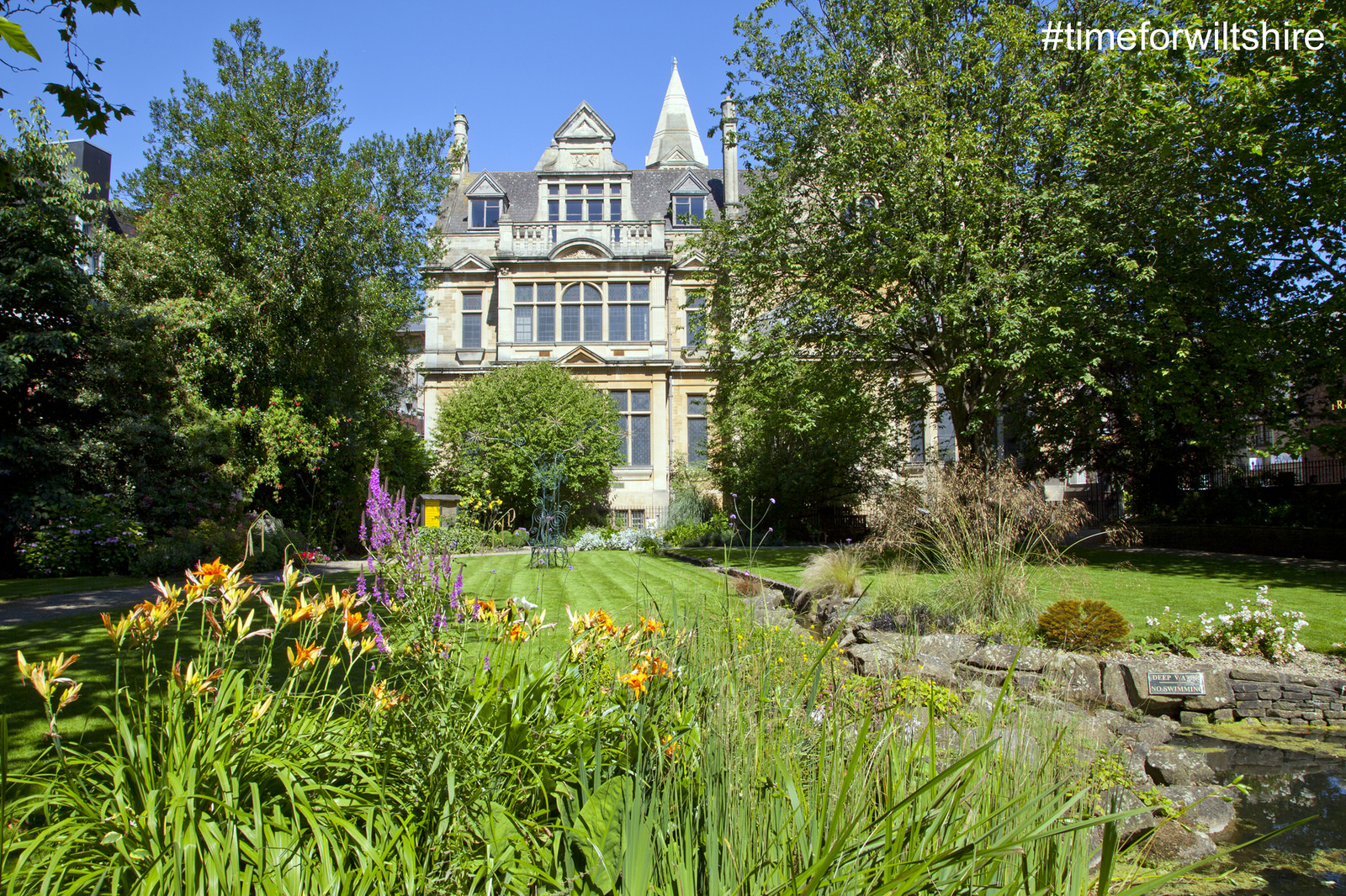 Trowbridge Sensory Gardens © visitwiltshire.co.uk